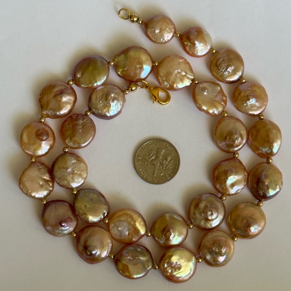 NATURAL Color Coin Pearl Necklace - 19 1/2 Inches - Lobster Claw Clasp - Picture 5 of 12
